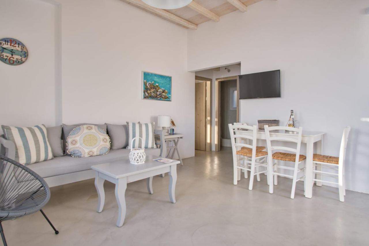 Cape Suites Kíthnos Exterior photo